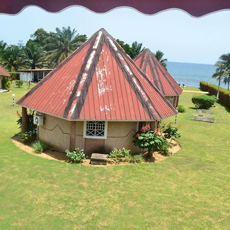Adrien Beach Hotel Kribi Exterior foto